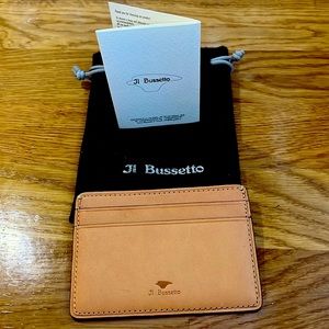 Il Bussetto card case. Raw leather on one side and richly finished on back